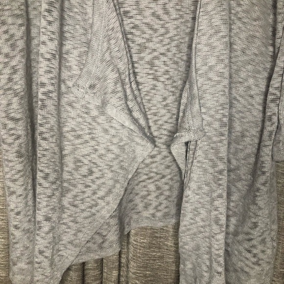Torrid Gray Three Quarter Sleeve Burnout Waterfall Front Cardigan Torrid Size 00 - Picture 5 of 12